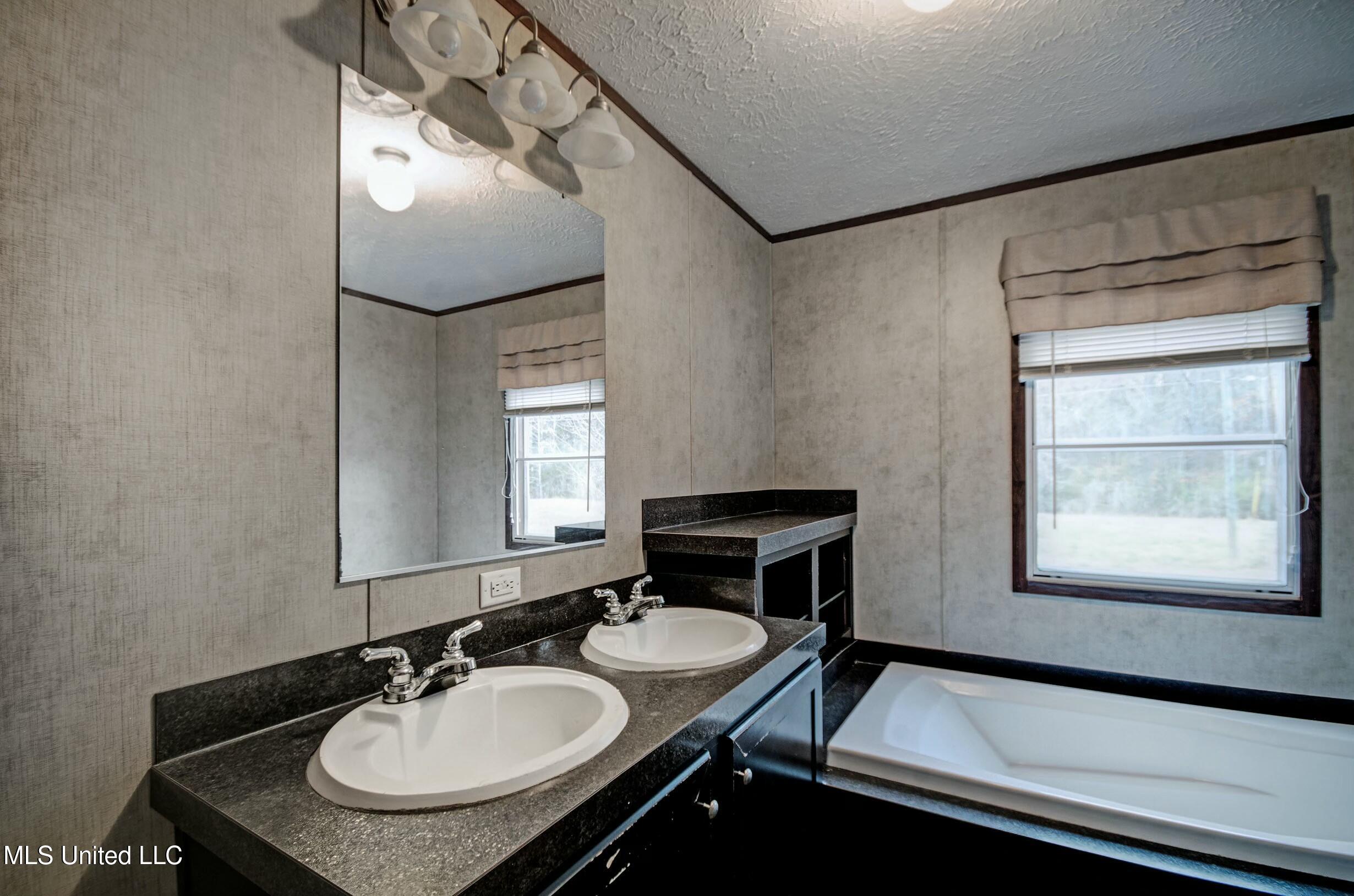 2994 Star Road Florence, MS 39073 - Photo 21 of 27 tempImageimDTcq