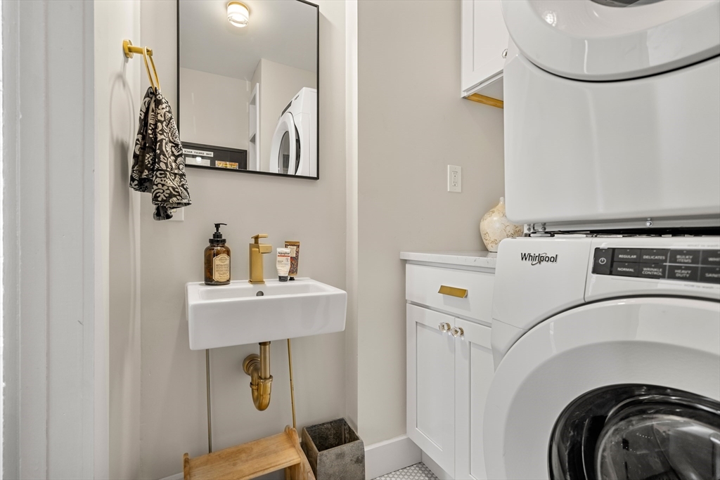 1 Gregory Street Marblehead, MA 01945 - Photo 21 of 42 a utility room with dryer and washer