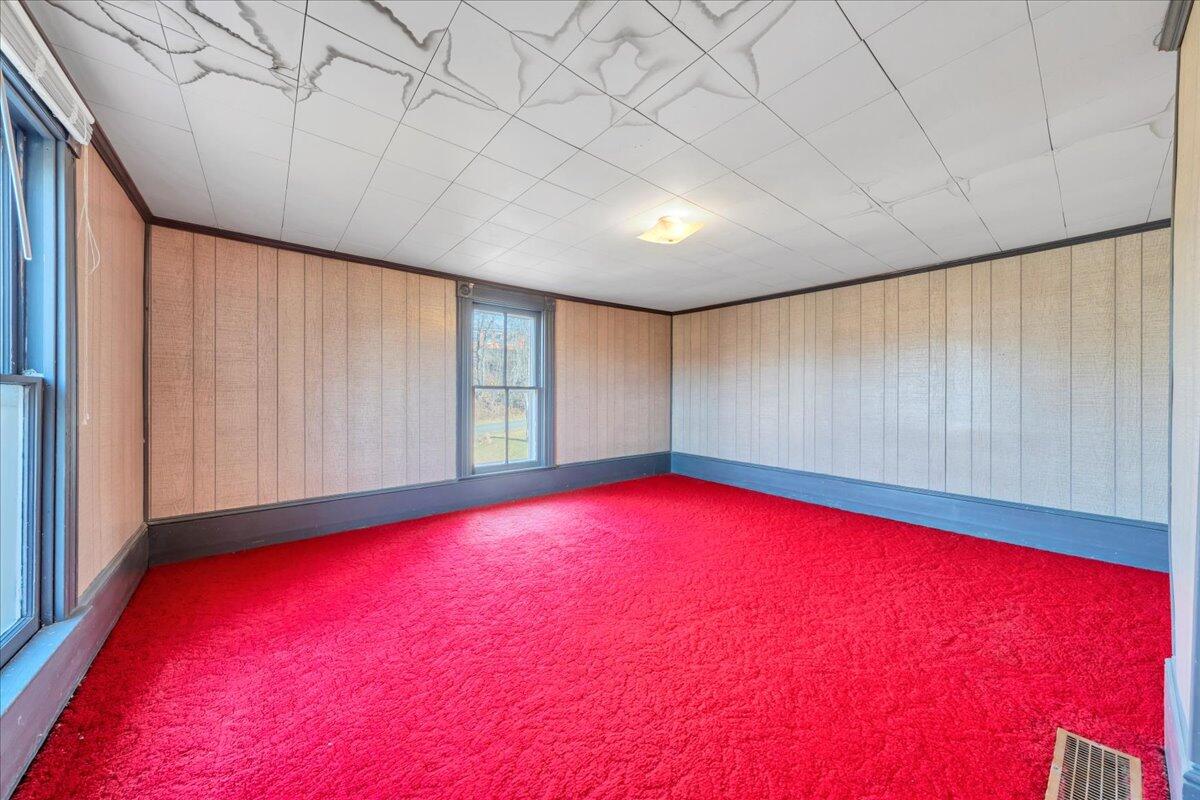 5402 Roanoke Road Troutville, VA 24175 - Photo 29 of 54 a view of empty room with window
