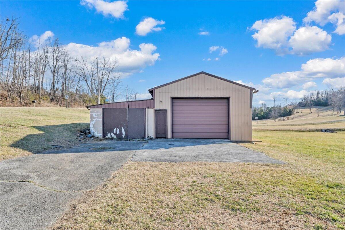5402 Roanoke Road Troutville, VA 24175 - Photo 33 of 54 a view of backyard of house and outdoor space