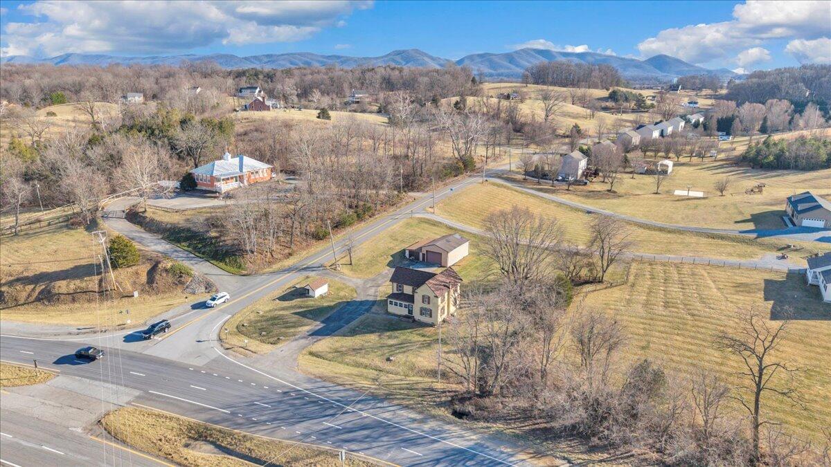 5402 Roanoke Road Troutville, VA 24175 - Photo 54 of 54 a view of a city
