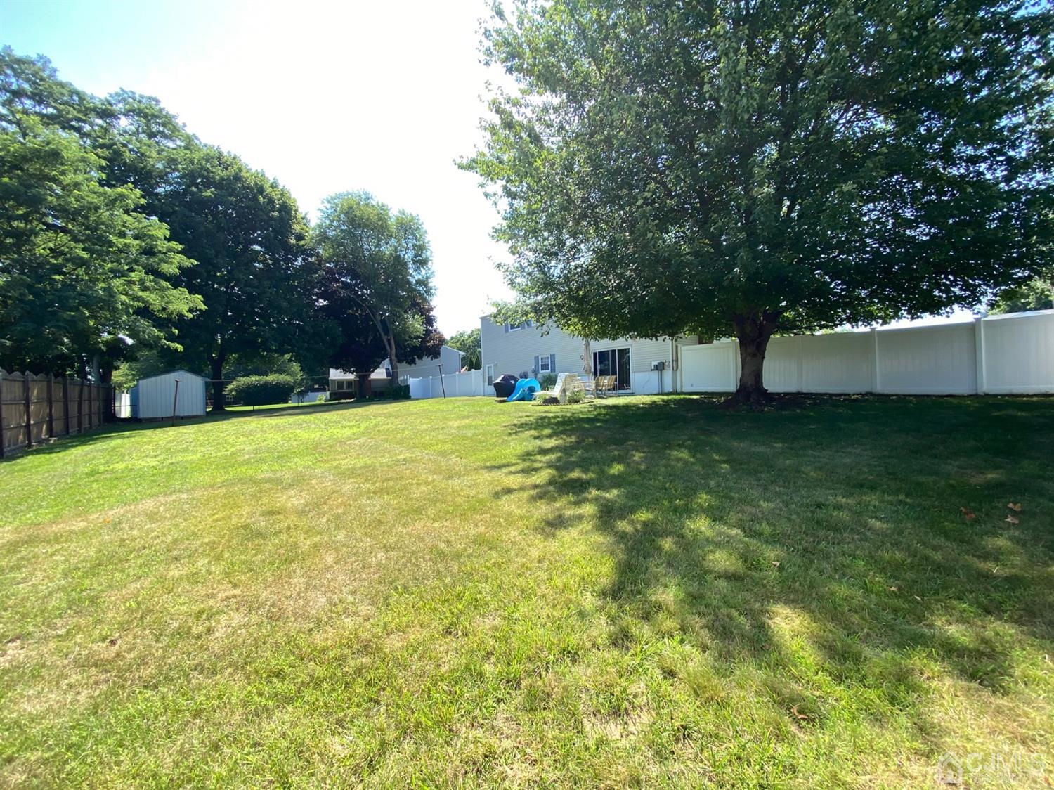 5 Snowden Road East Brunswick, NJ 08816 - Photo 32 of 37 Gallery Image 32