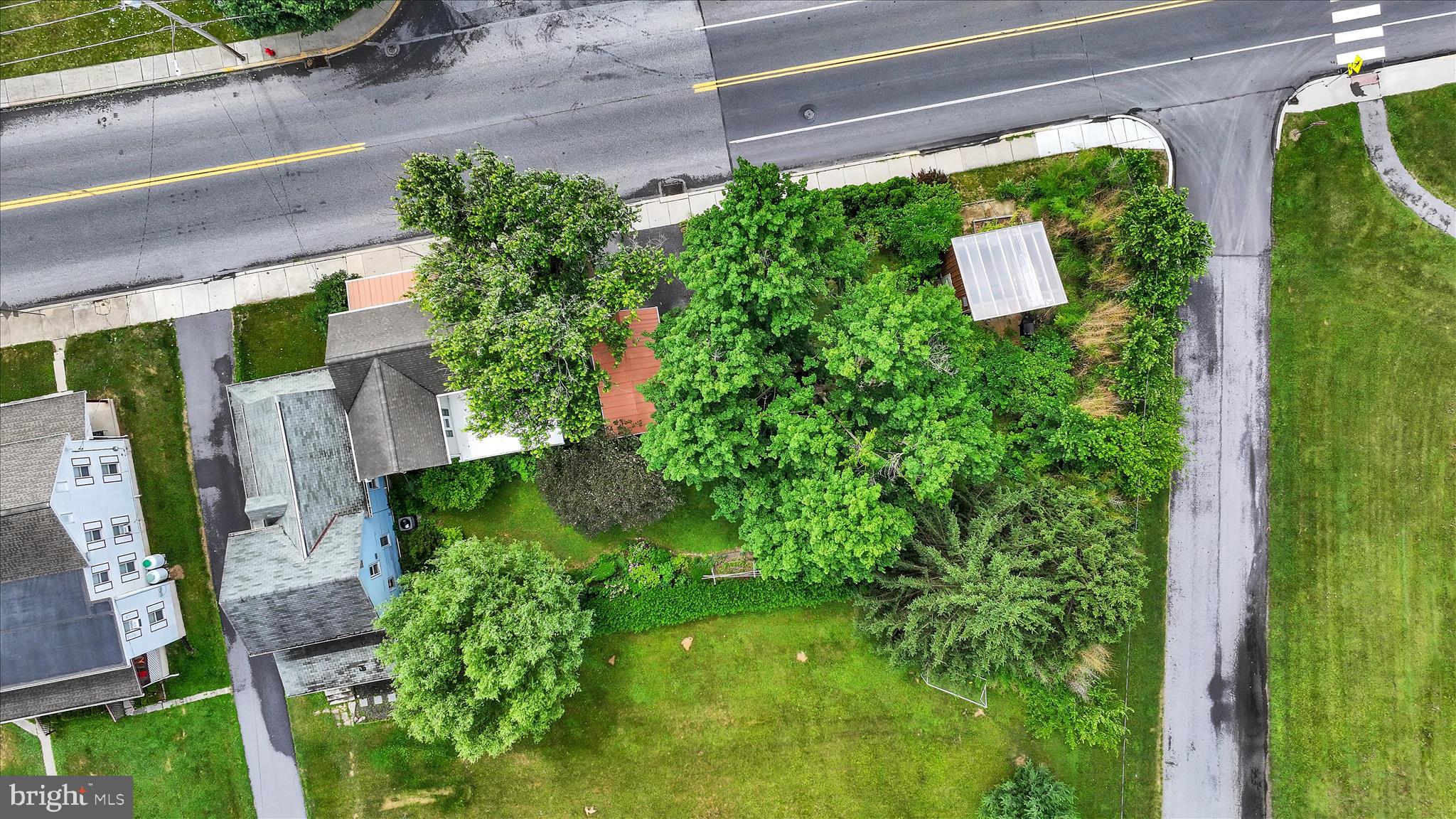 536 West High Street Manheim, PA 17545 - Photo 6 of 43 Aerial