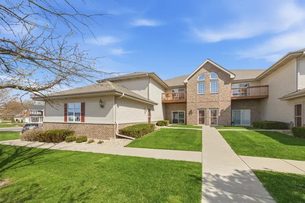 $250,000 | 1010 Parkview Drive, Unit 3, Milton, WI 53563
