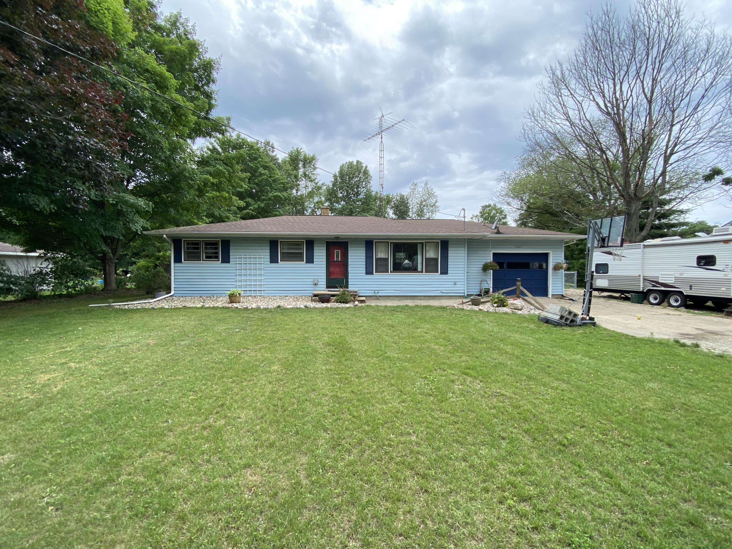 2854 Eaman Road Benton Harbor, MI 49022 - Photo 1 of 27 IMG_4094