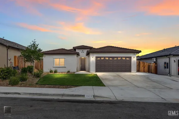 $432,500 | Undisclosed Address, Bakersfield, CA 93306