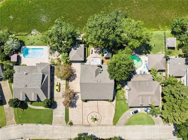 $530,000 | 105 Chateau Latour Drive, Kenner, LA 70065