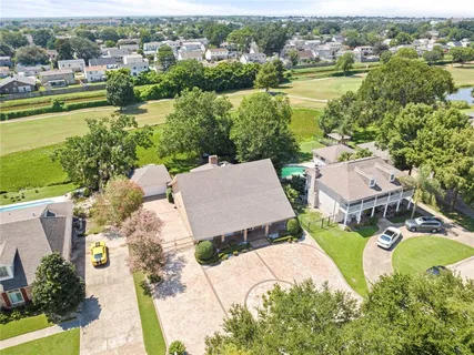 $530,000 | 105 Chateau Latour Drive, Kenner, LA 70065