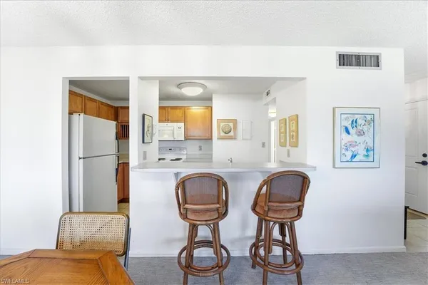 $539,900 | 507 Seaview Court, Unit Q1, Marco Island, FL 34145