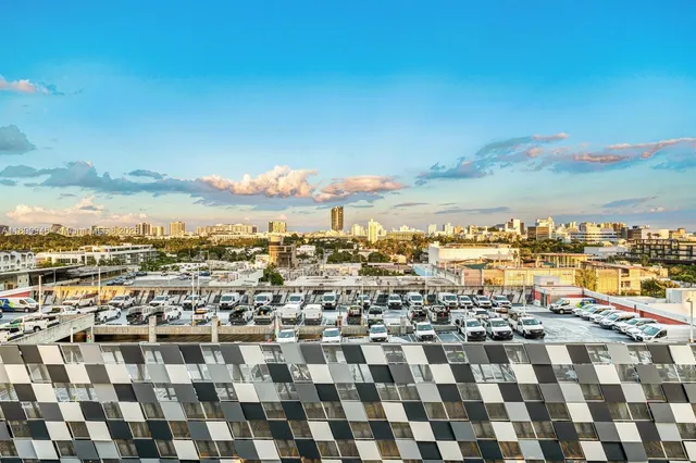 $7,595 | 1800 Sunset Harbour Drive, Unit 1007, Miami Beach, FL 33139