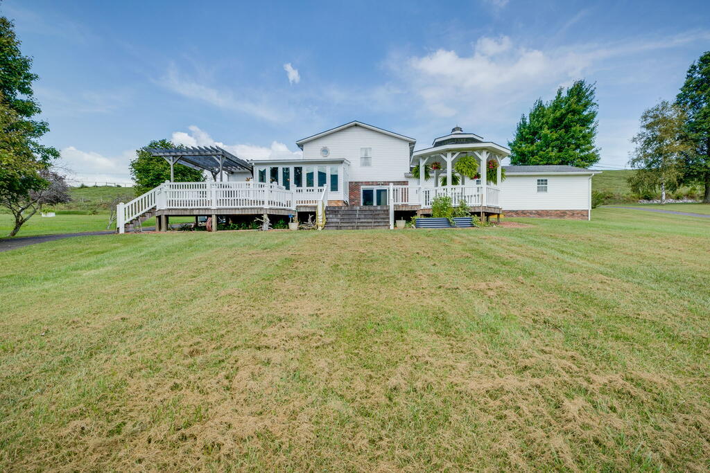 3863 Mountain Road Cedar Bluff, VA 24609 - Photo 37 of 45 Gallery Image 37