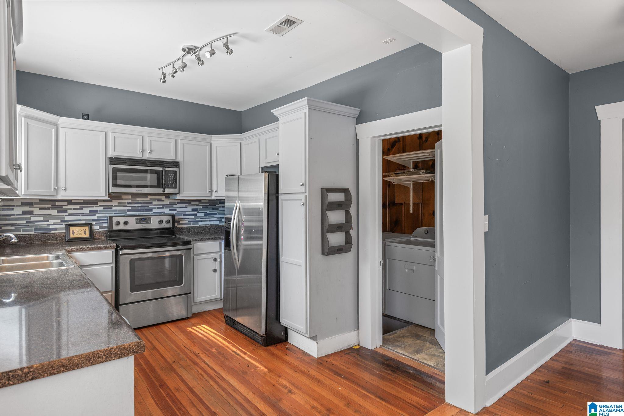 430 12th Street Southwest Birmingham, AL 35211 - Photo 13 of 32