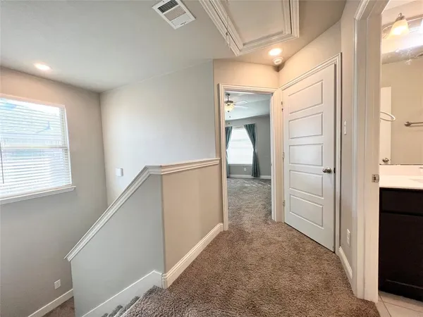 $1,900 | 5000-5002 Villas Drive, Sanger, TX 76266