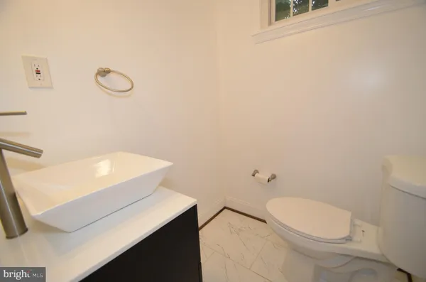 $3,700 | 5200 Kings Park Drive, Springfield, VA 22151