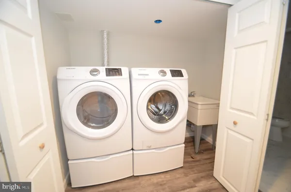 $3,700 | 5200 Kings Park Drive, Springfield, VA 22151
