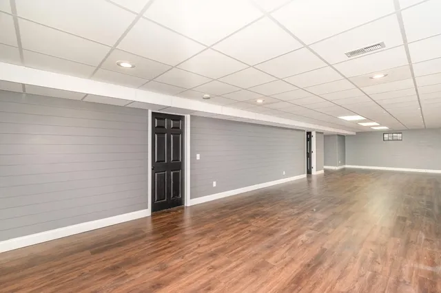 $365,000 | 7 David Drive, Aurora, IN 47001