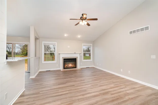 $365,000 | 7 David Drive, Aurora, IN 47001