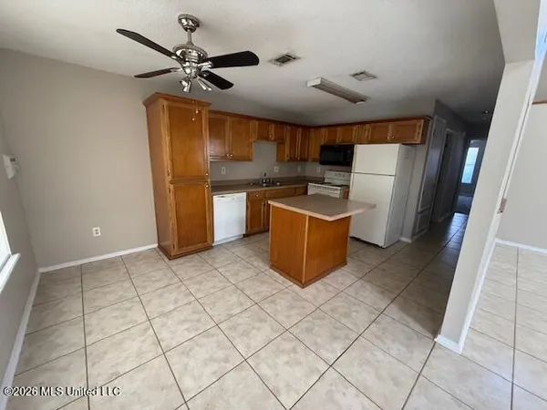$1,500 | 2388 Grants Ferry Drive, Biloxi, MS 39531