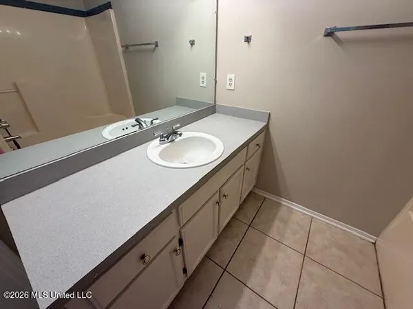$1,500 | 2388 Grants Ferry Drive, Biloxi, MS 39531