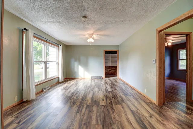 $160,000 | 13912 Lincoln Road, Morrison, IL 61270