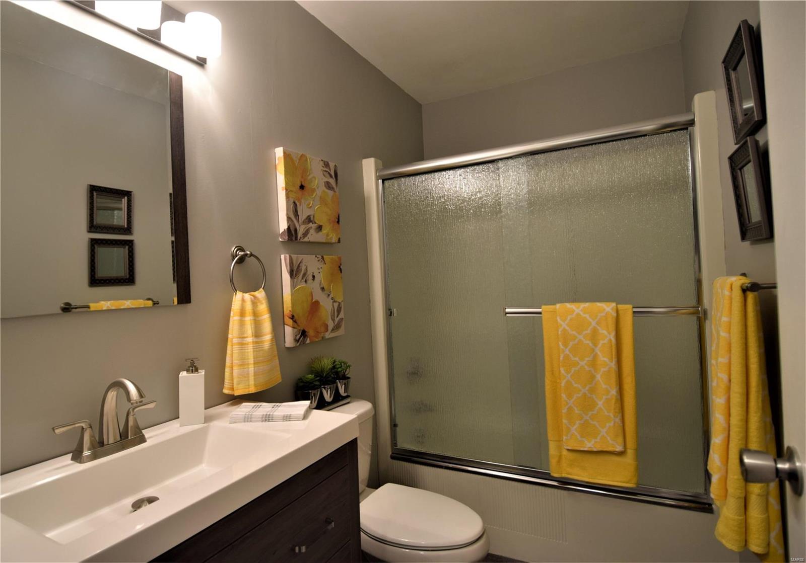813 Pardee Road Godfrey, IL 62035 - Photo 21 of 29 Gallery Image 21