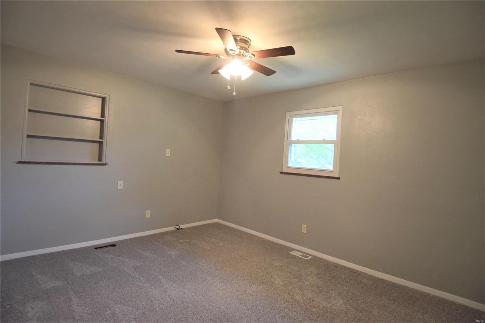 813 Pardee Road Godfrey, IL 62035 - Photo 28 of 29 Gallery Image 28