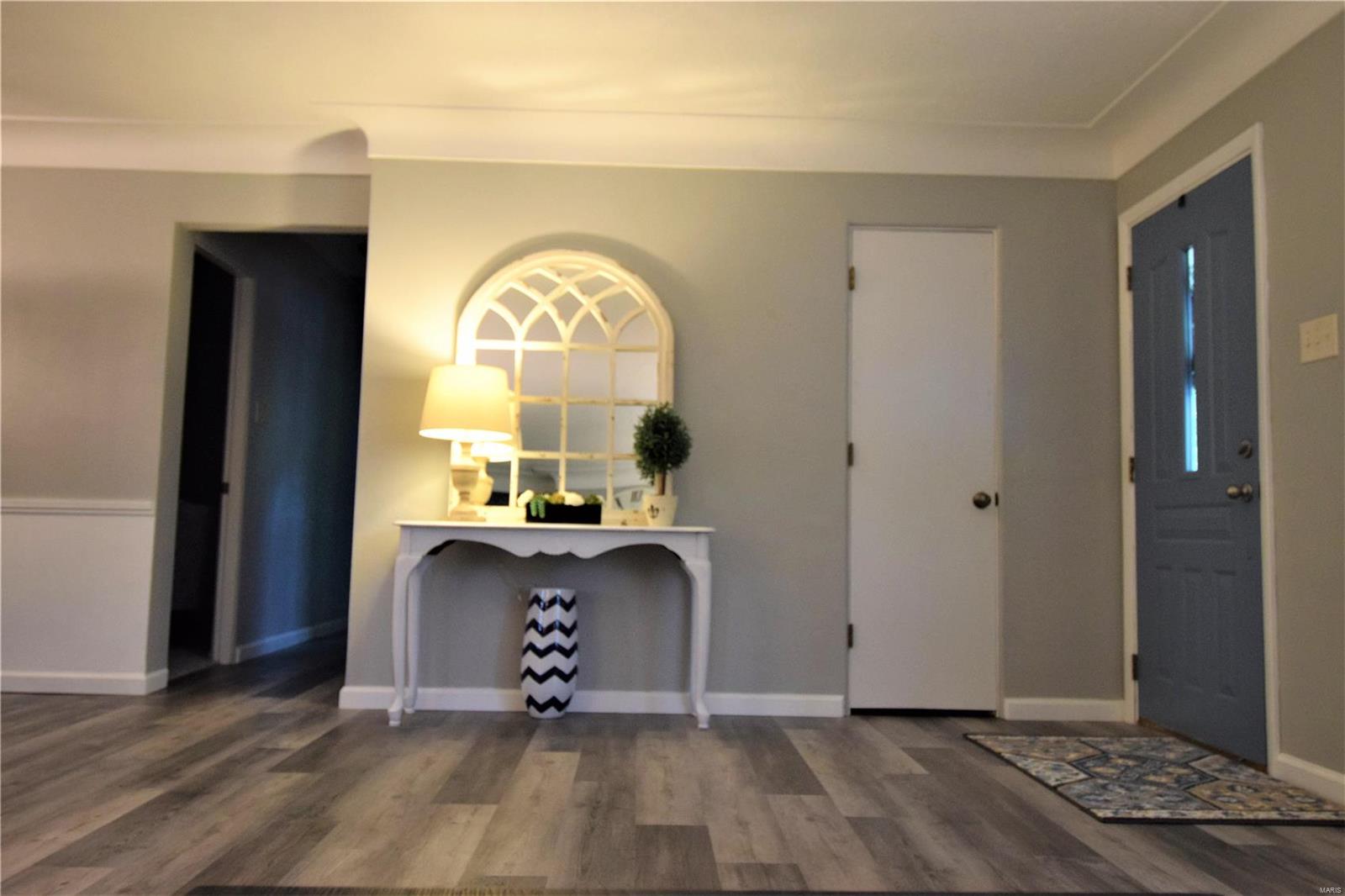 813 Pardee Road Godfrey, IL 62035 - Photo 7 of 29 Gallery Image 7