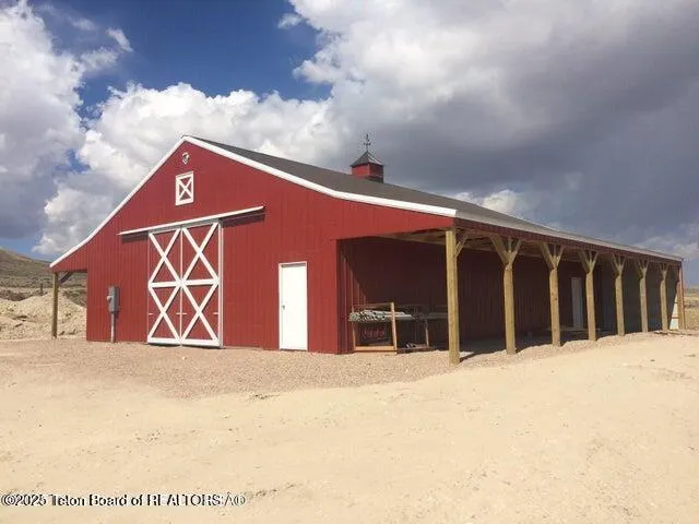 $450,000 | 14 Cottonwood-ryegrass 23-117, Big Piney, WY 83113
