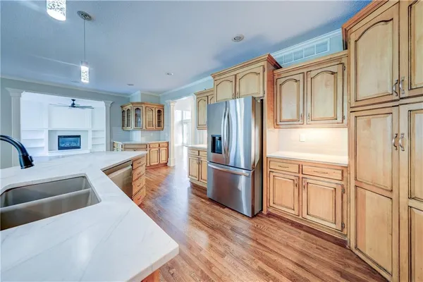 $4,000 | 14400 Grandview Street, Overland Park, KS 66221