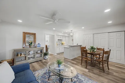 $425,000 | 215 Plantation Court, Nashville, TN 37221