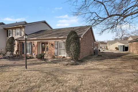$425,000 | 215 Plantation Court, Nashville, TN 37221