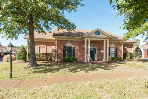 $425,000 | 215 Plantation Court, Nashville, TN 37221