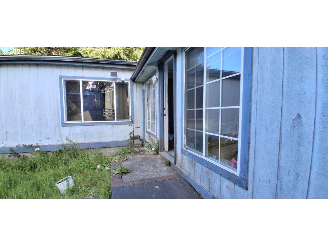 63319 Wildahl Road Coos Bay, OR 97420 - Photo 9 of 11 Gallery Image 9