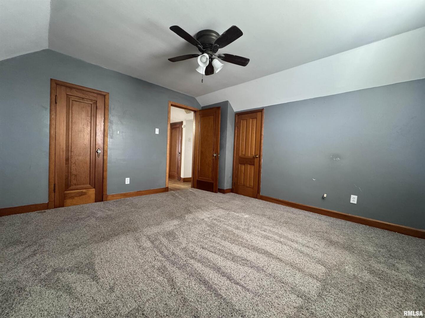 602 Washington Avenue Lowden, IA 52255 - Photo 23 of 28 a view of an empty room with a ceiling fan