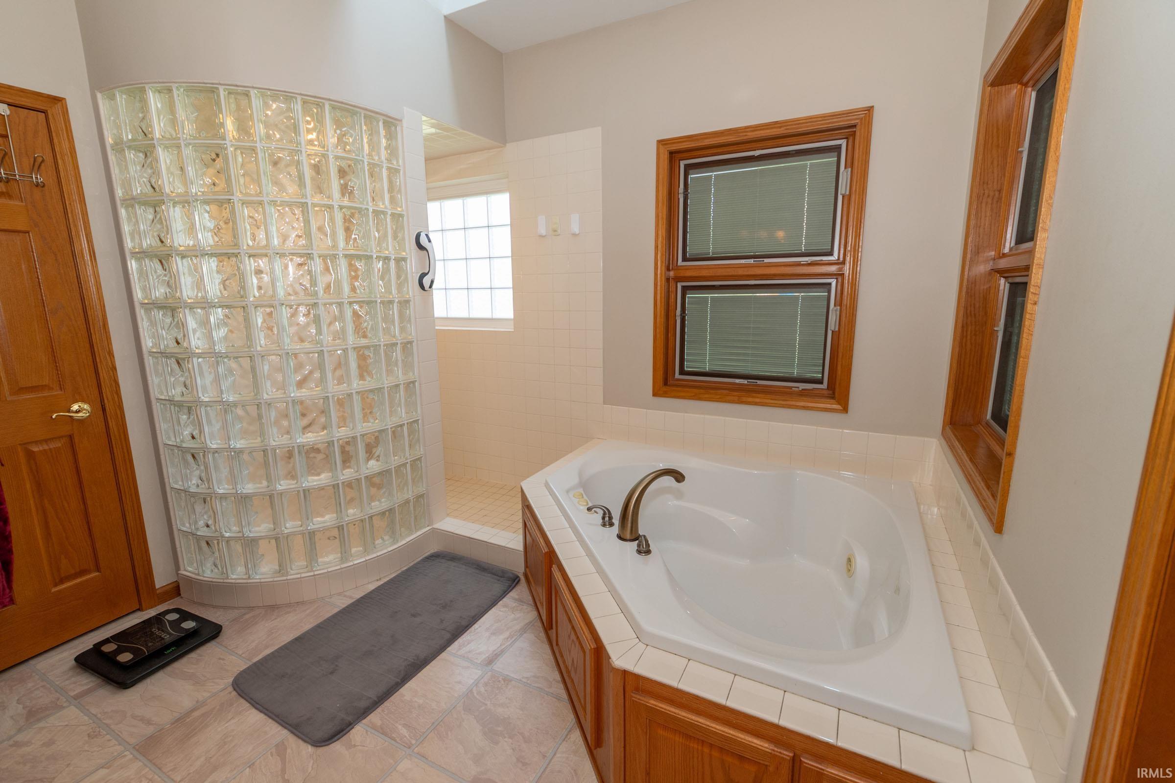 24465 Copper Ridge Drive Goshen, IN 46526 - Photo 21 of 36