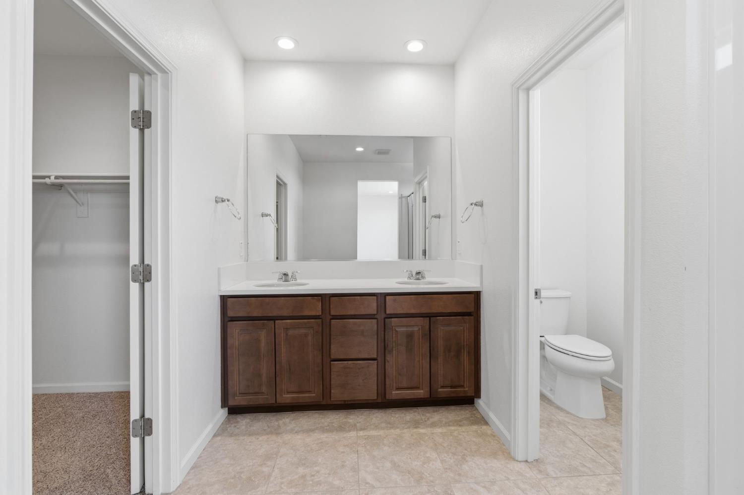 4322 Hillside Road Madera, CA 93636 - Photo 39 of 67