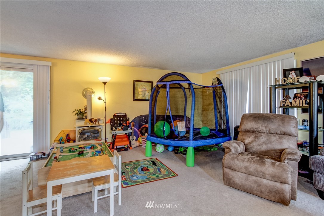 23832 Carter Road Bothell, WA 98021 - Photo 15 of 25