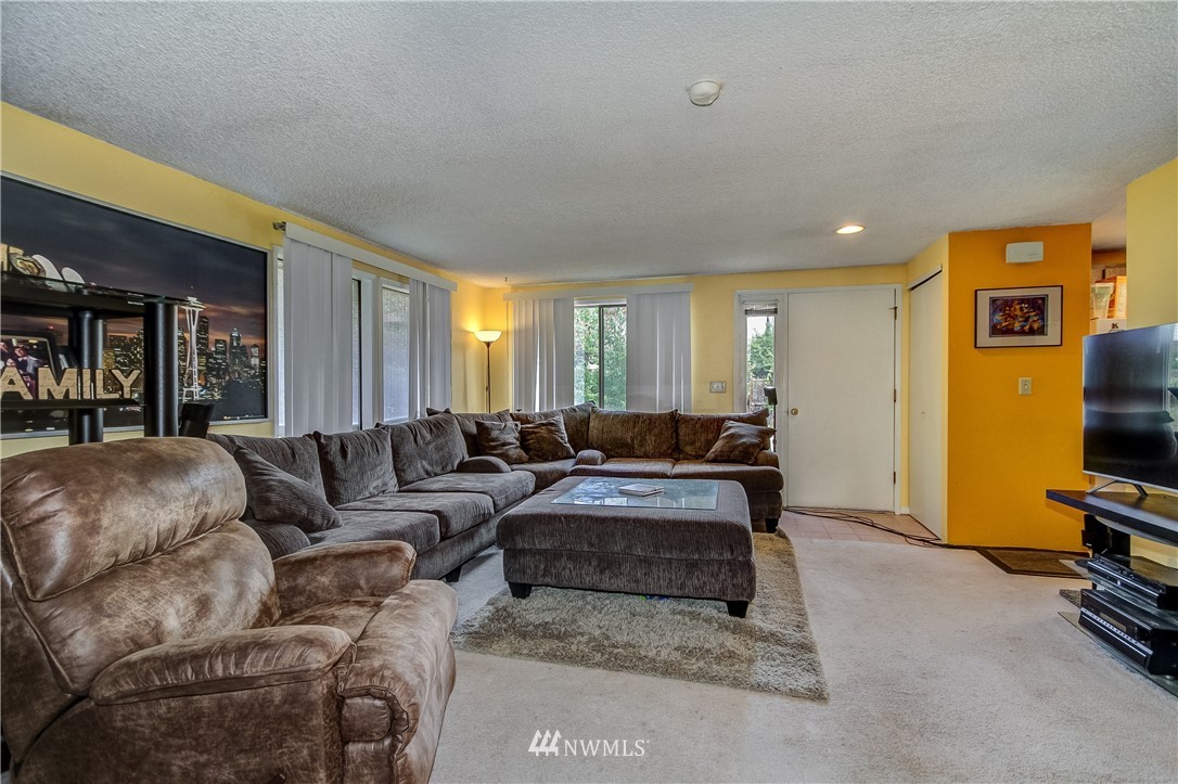 23832 Carter Road Bothell, WA 98021 - Photo 10 of 25