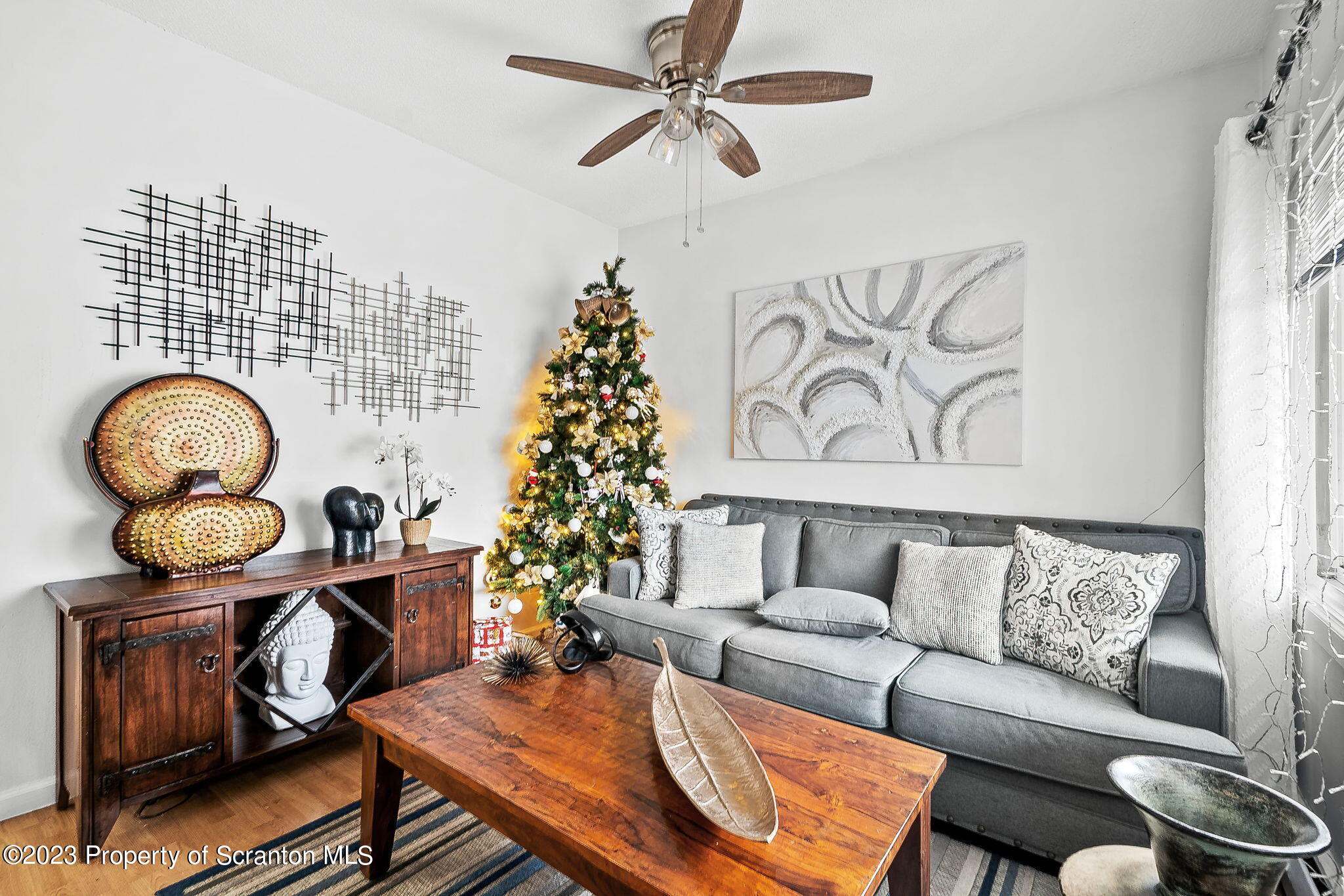 1023 Mark Avenue Scranton, PA 18510 - Photo 4 of 23 a living room with furniture