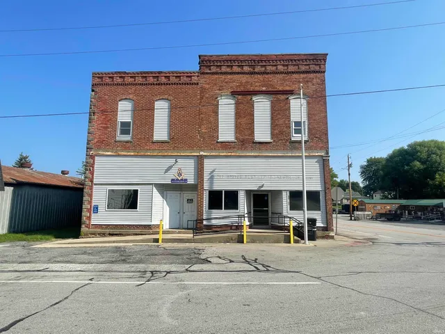 $34,900 | 103 West Main Street, Larwill, IN 46764