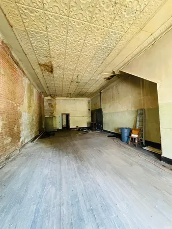 $19,900 | 103 West Main Street, Larwill, IN 46764