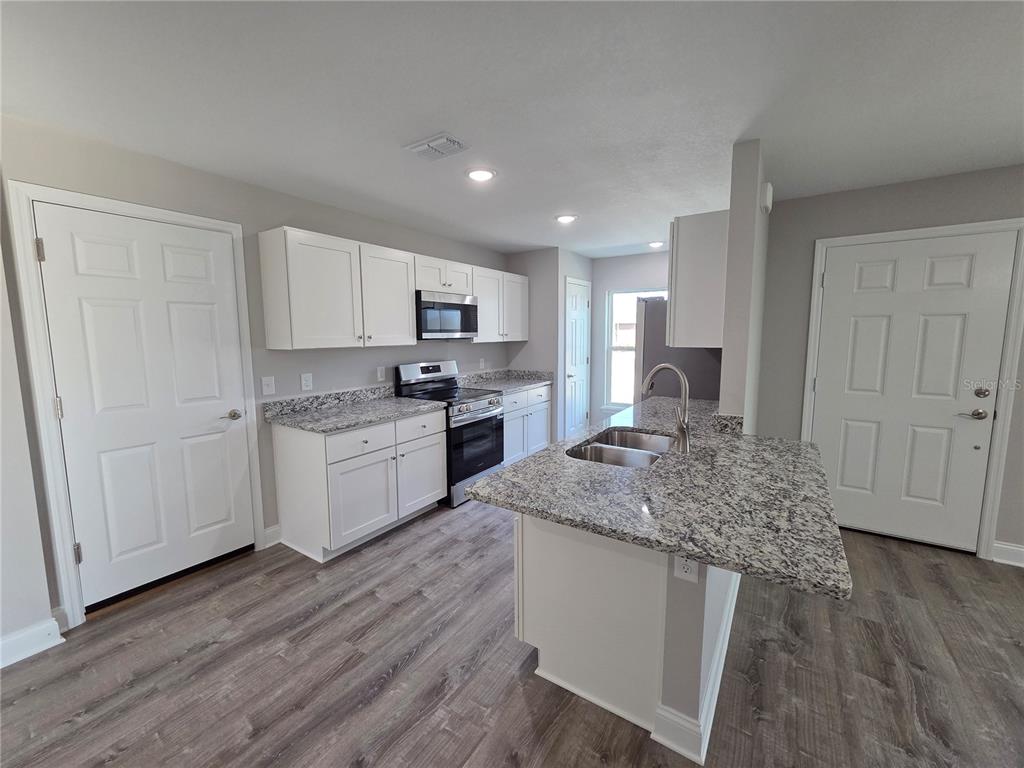 125 Pierce Street Lake Wales, FL 33859 - Photo 6 of 33