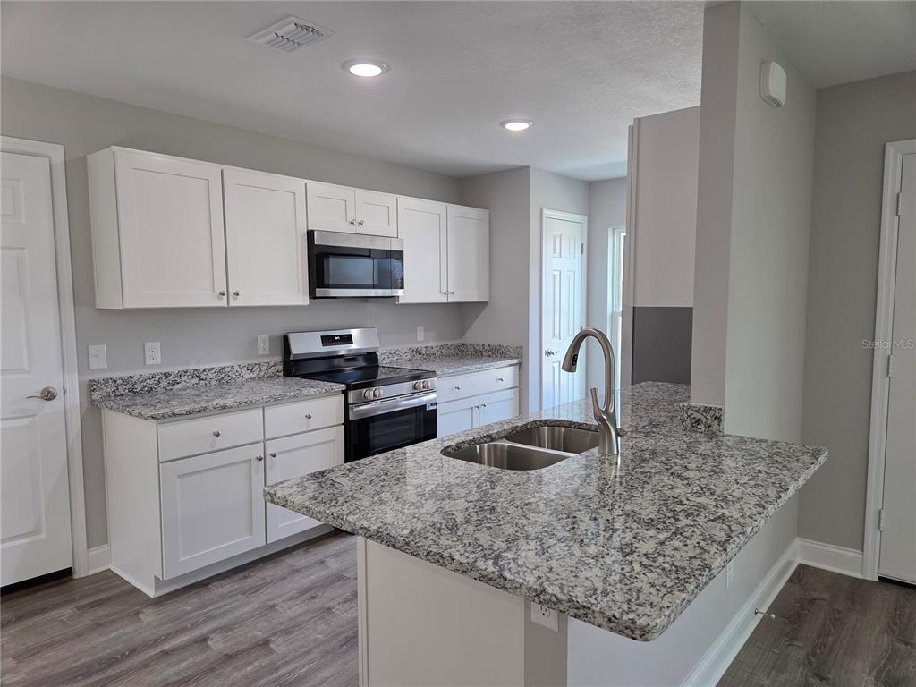 125 Pierce Street Lake Wales, FL 33859 - Photo 8 of 33