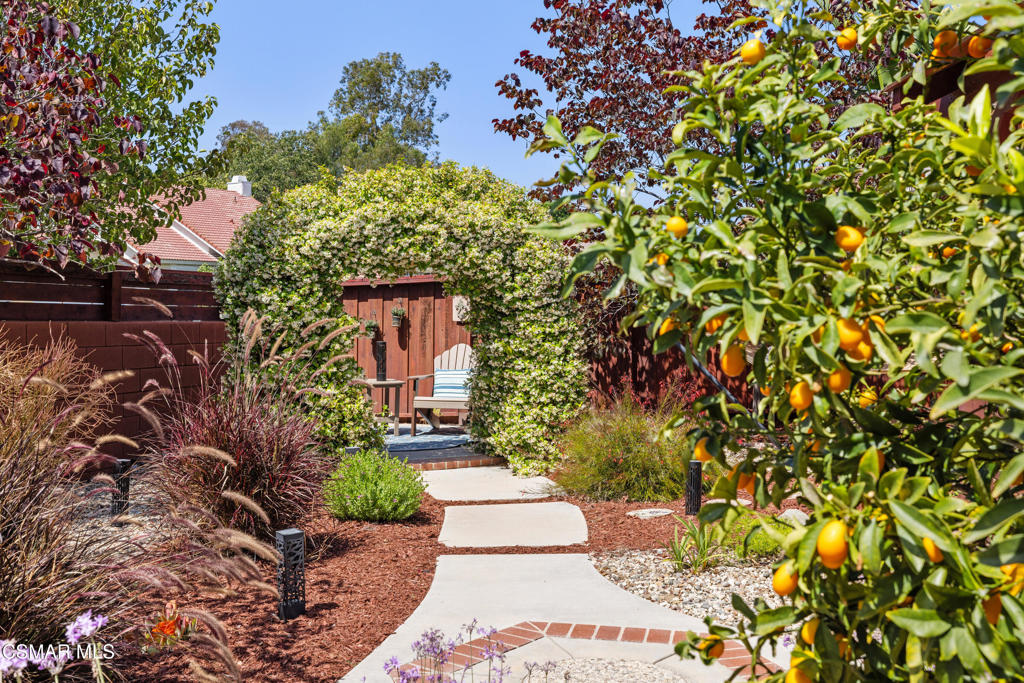 13617 Gunsmoke Road Moorpark, CA 93021 - Photo 47 of 54