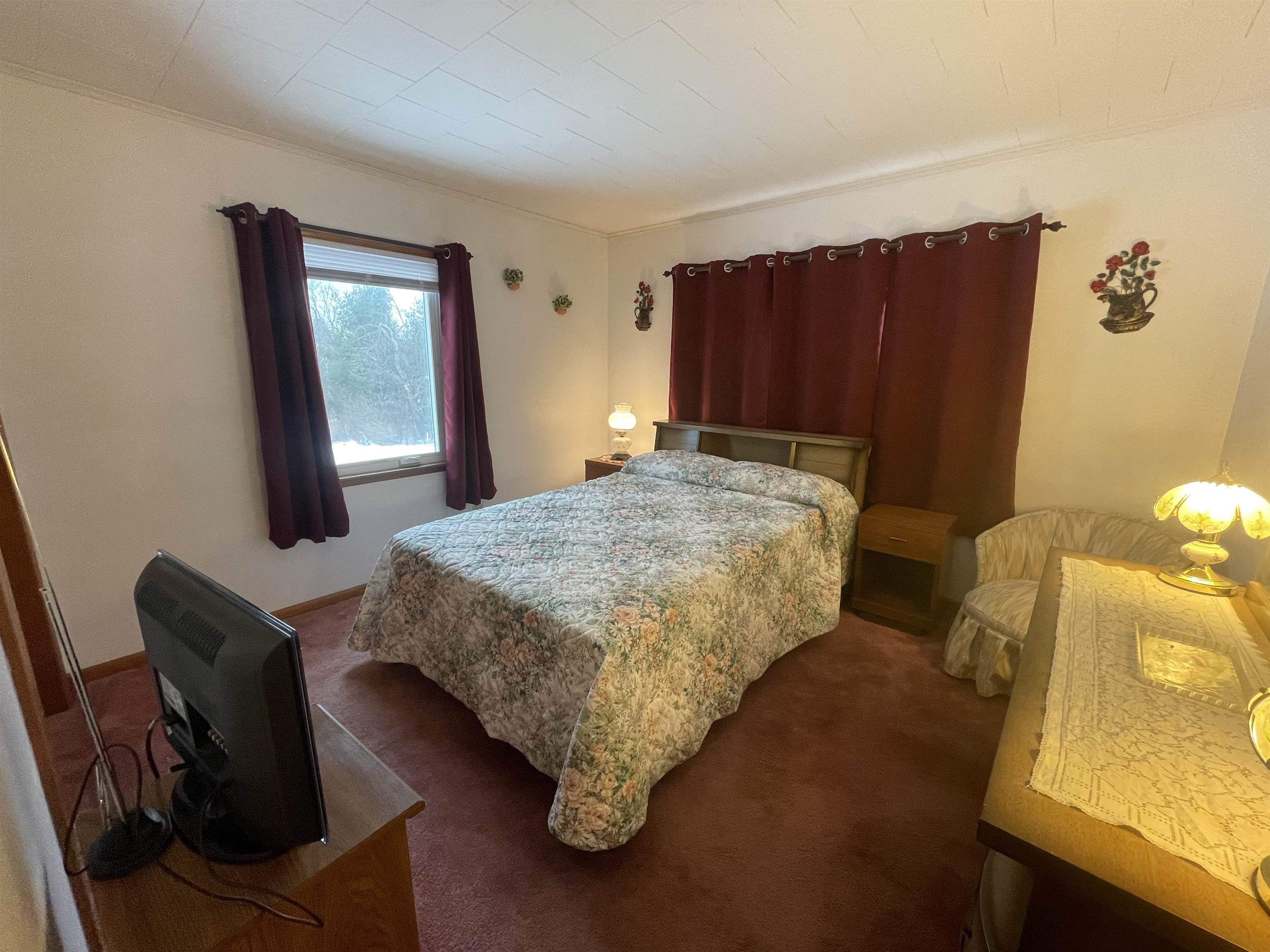 744 Campbell Road Rutland Town, VT 05701 - Photo 15 of 18