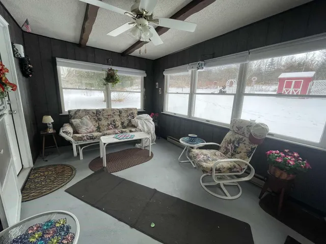 $1,800 | 744 Campbell Road, Rutland Town, VT 05701