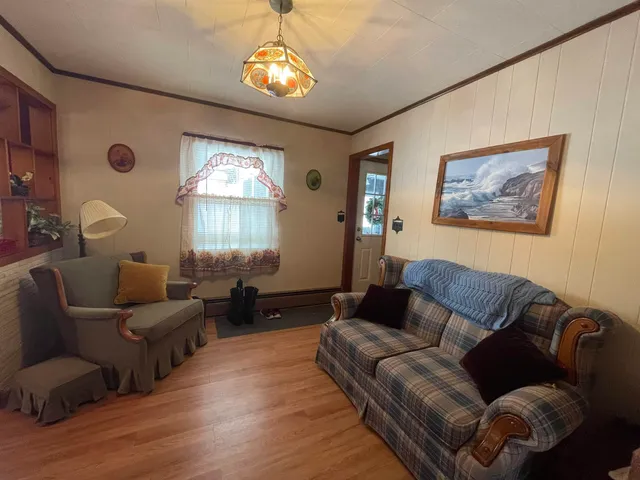 $1,800 | 744 Campbell Road, Rutland, VT 05701