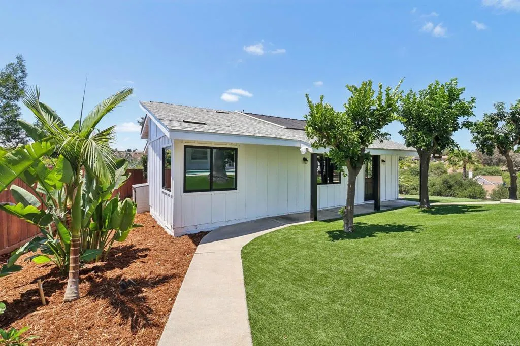 1797 Rabbit Hill Fallbrook, CA 92028 - Photo 32 of 75 Gallery Image 32