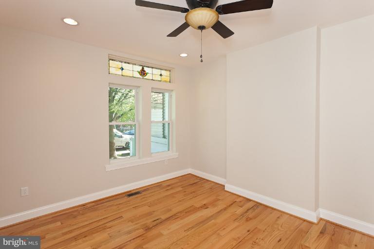 3714 Roland Avenue Baltimore, MD 21211 - Photo 12 of 23 Interior (General)