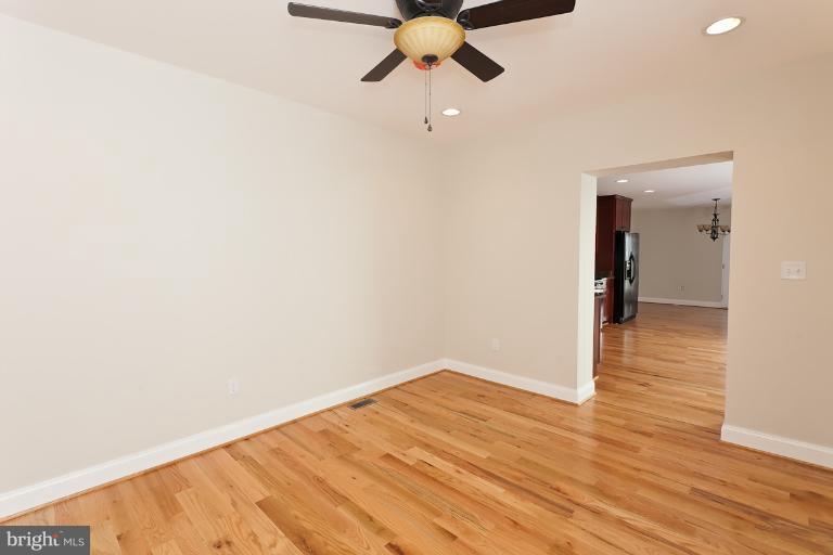 3714 Roland Avenue Baltimore, MD 21211 - Photo 3 of 23 Interior (General)